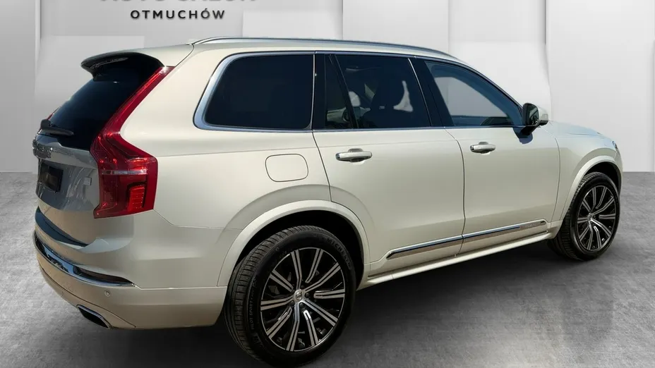 VOLVO XC90 -