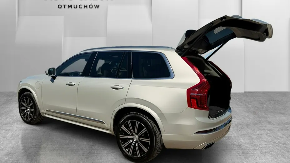VOLVO XC90 -