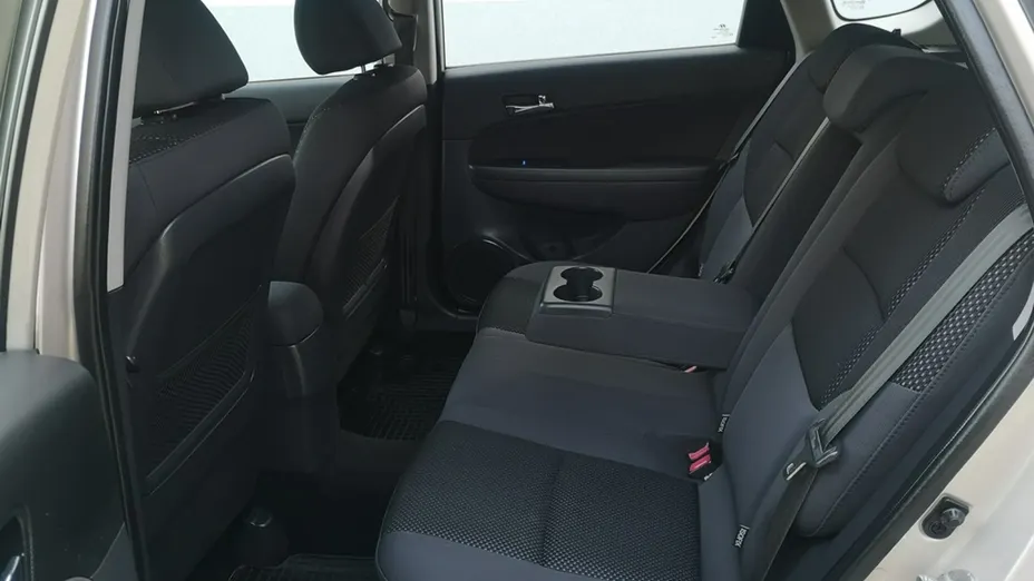 HYUNDAI i30 -