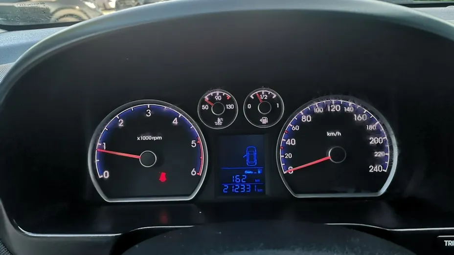 HYUNDAI i30 -