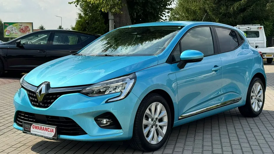 RENAULT Clio -