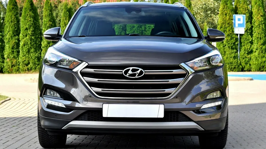 HYUNDAI Tucson -