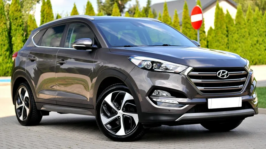 HYUNDAI Tucson -