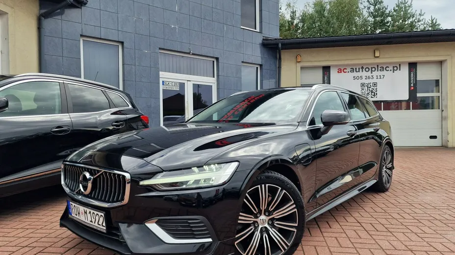 VOLVO V60 -
