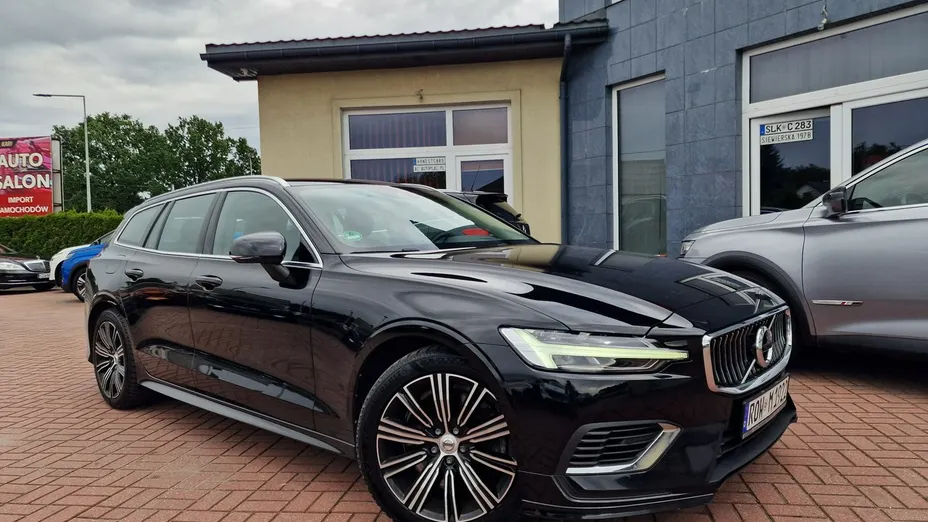 VOLVO V60 -