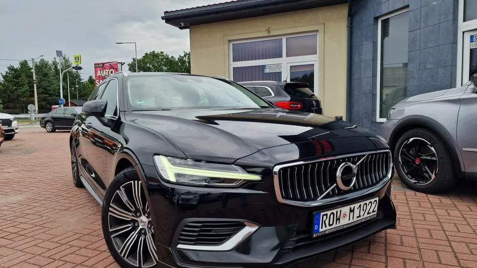 VOLVO V60 -