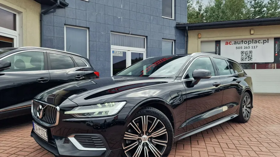 VOLVO V60 -