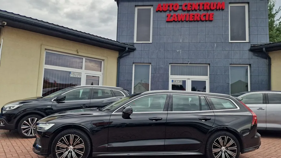 VOLVO V60 -