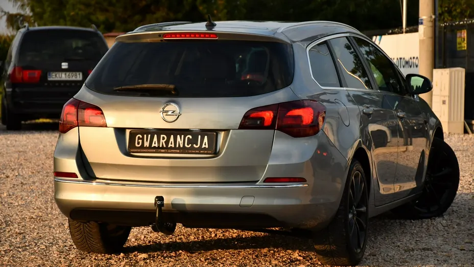 OPEL Astra -