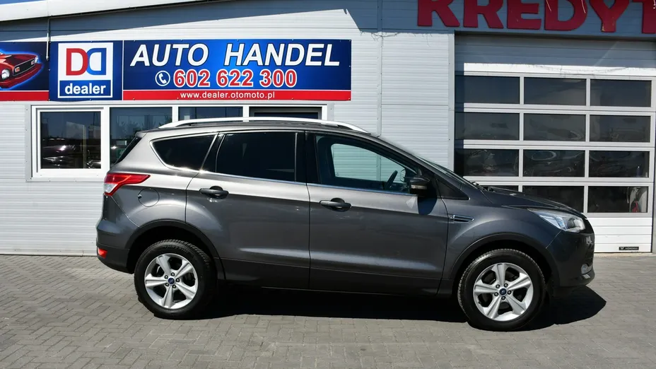 FORD Kuga -