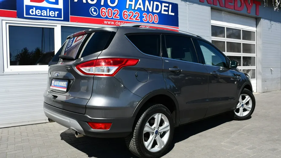 FORD Kuga -