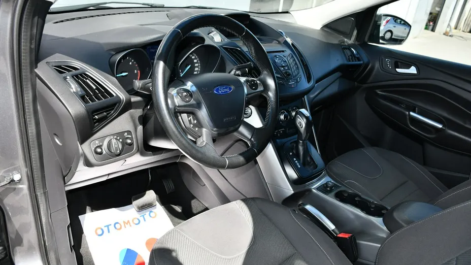 FORD Kuga -