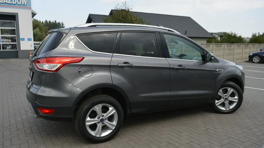 FORD Kuga -