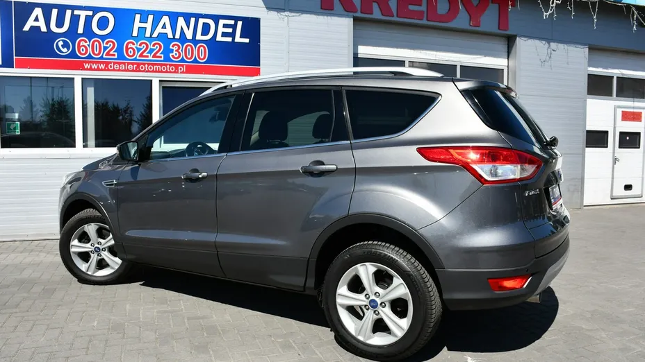 FORD Kuga -