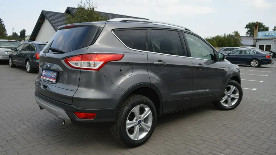 FORD Kuga -