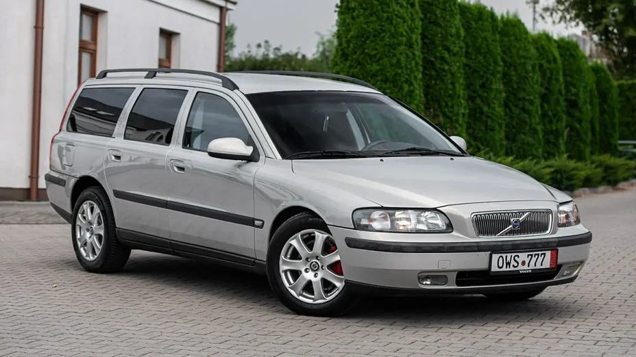 VOLVO V70 -