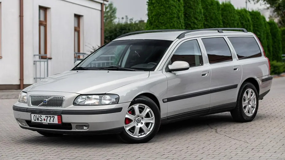 VOLVO V70 -