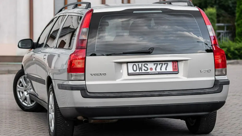 VOLVO V70 -