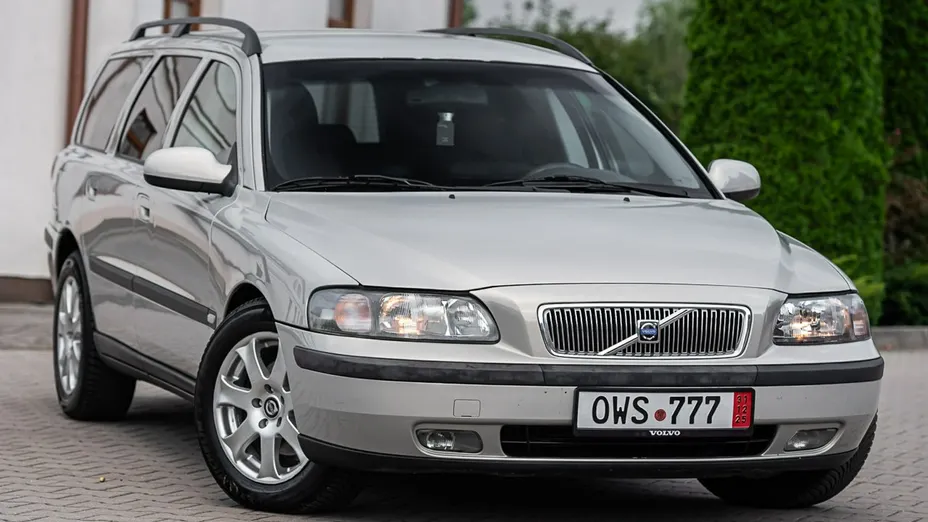 VOLVO V70 -