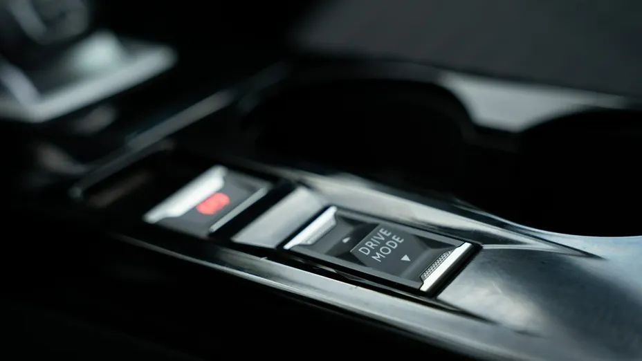 PEUGEOT 2008 -