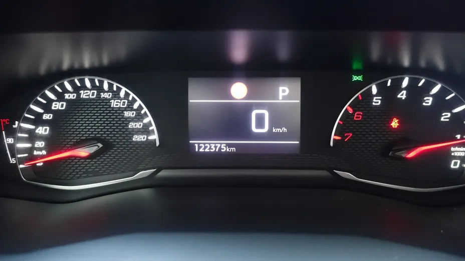 PEUGEOT 2008 -