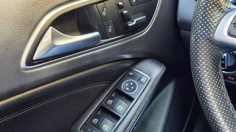 MERCEDES-BENZ A Klasa -