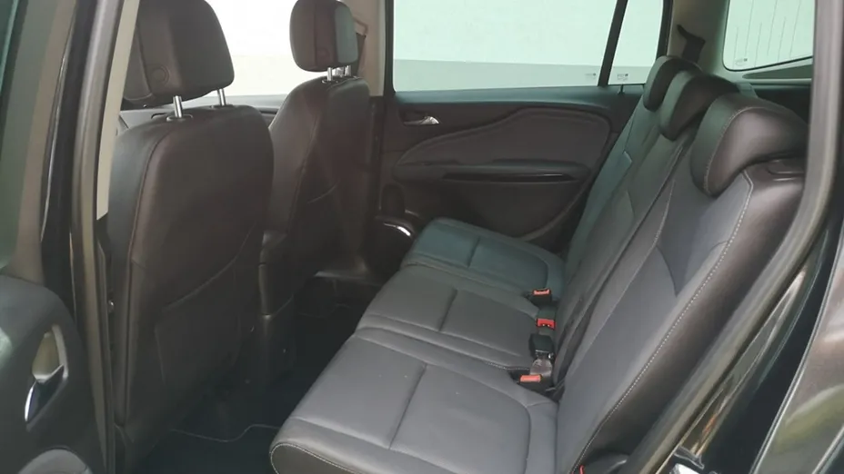 OPEL Zafira -