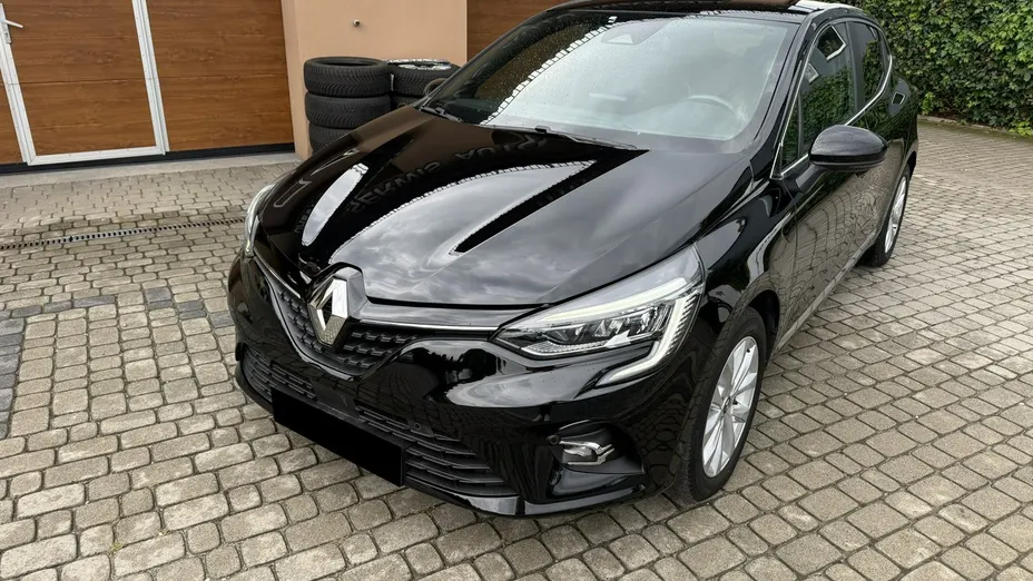 RENAULT Clio -