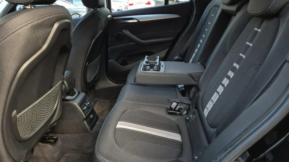 BMW X1 -