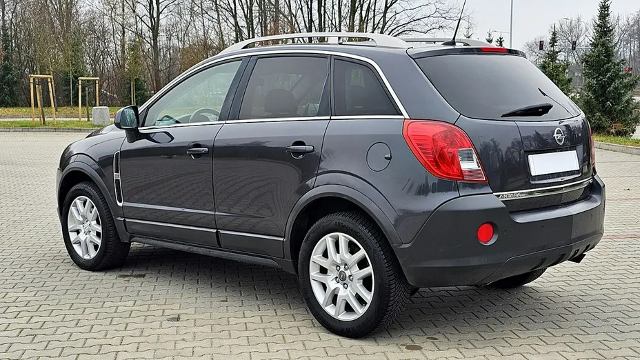 OPEL Antara -