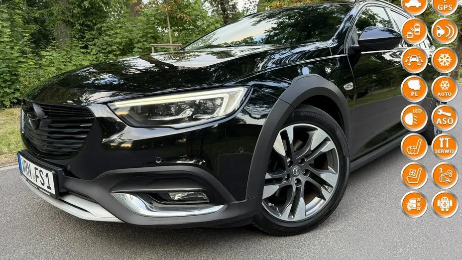 OPEL Insignia -