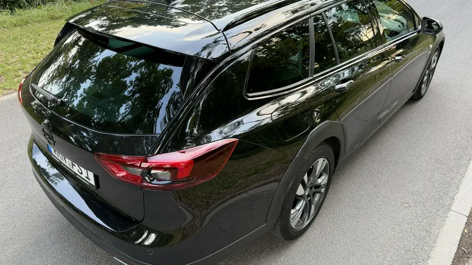 OPEL Insignia -