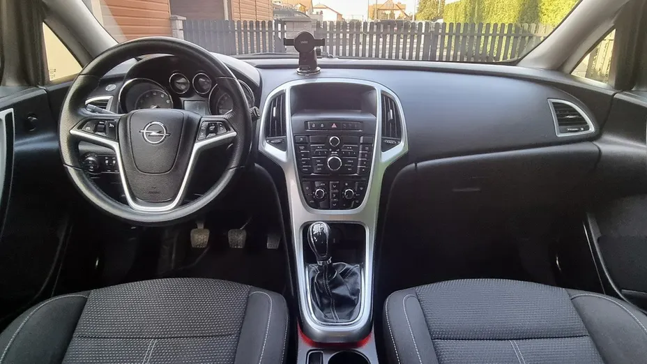 OPEL Astra -