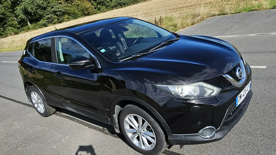 NISSAN Qashqai -