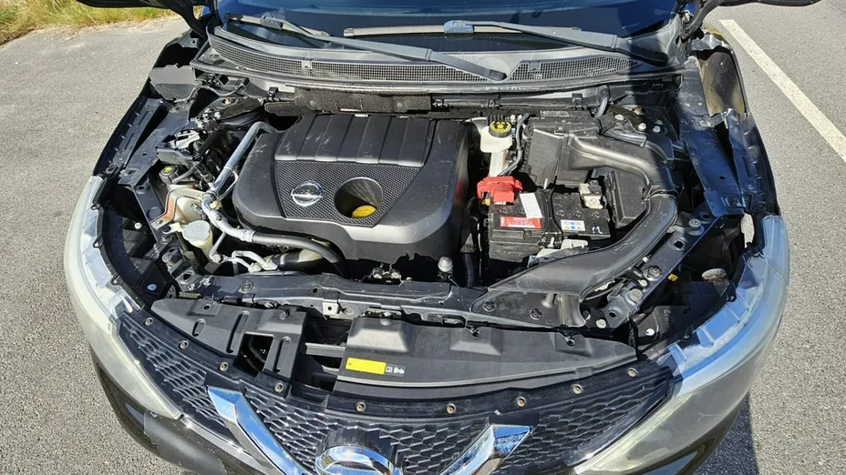 NISSAN Qashqai -