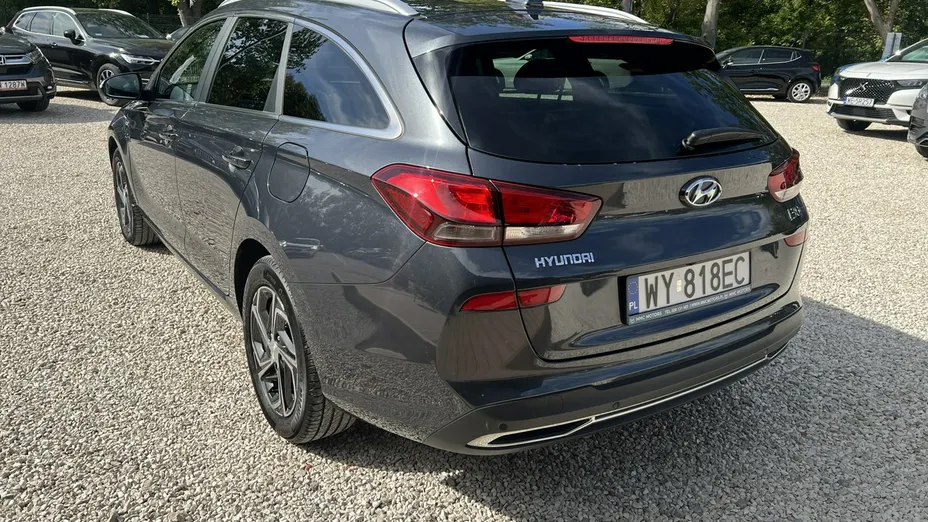 HYUNDAI i30 -