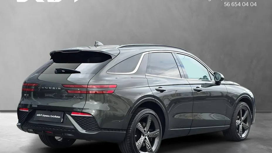 Genesis GV70 -
