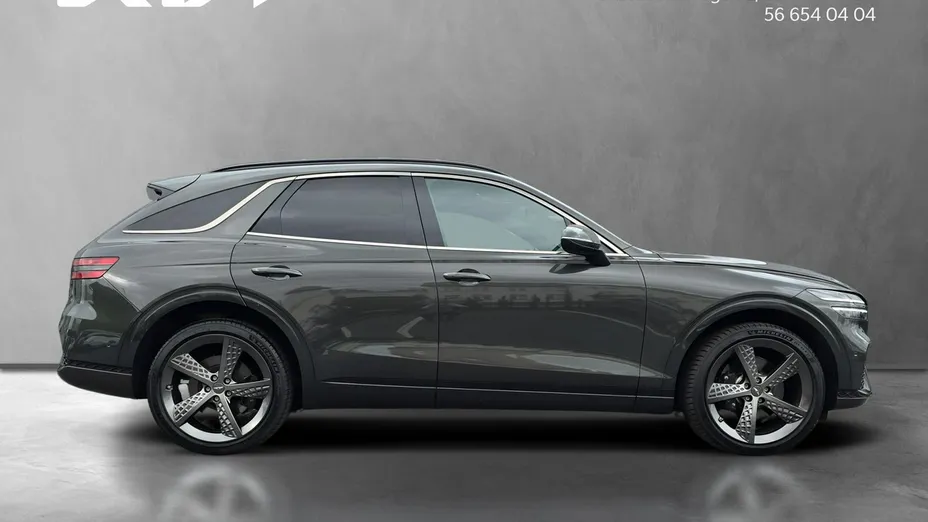 Genesis GV70 -