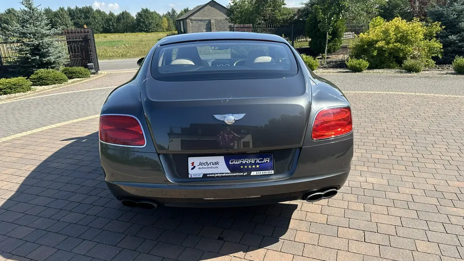 BENTLEY Continental -