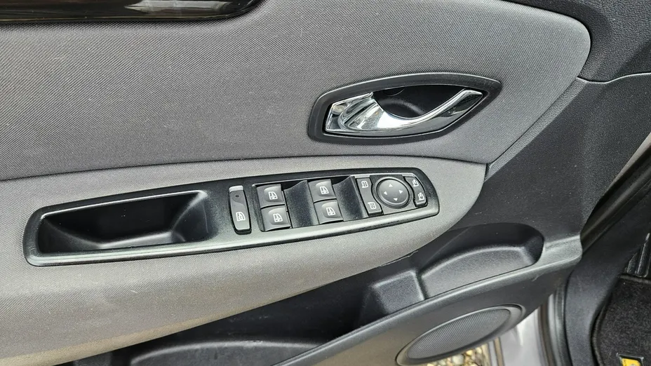 RENAULT Grand Scenic -
