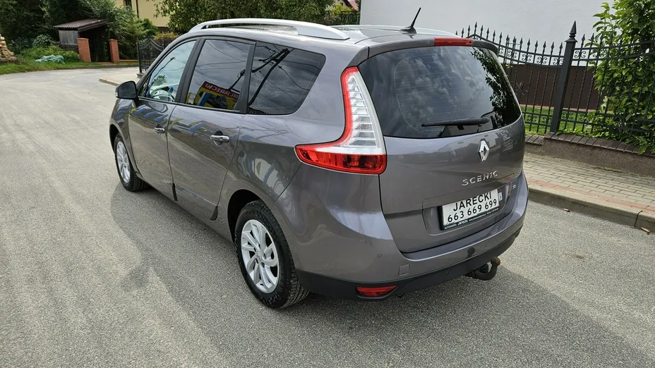 RENAULT Grand Scenic -
