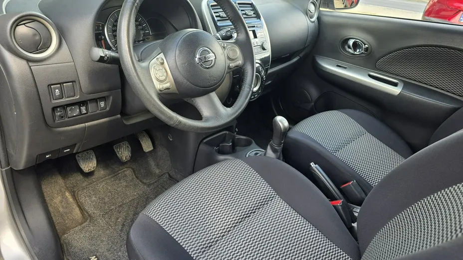 NISSAN Micra -