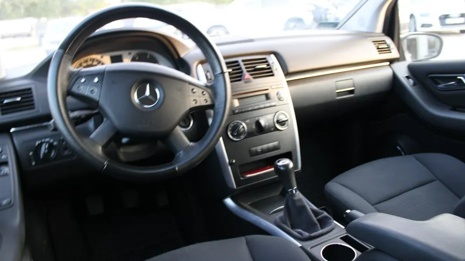 MERCEDES-BENZ B Klasa -