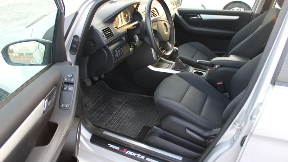 MERCEDES-BENZ B Klasa -