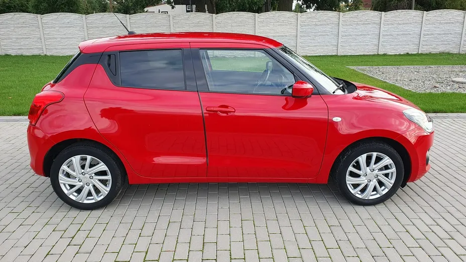 SUZUKI Swift -
