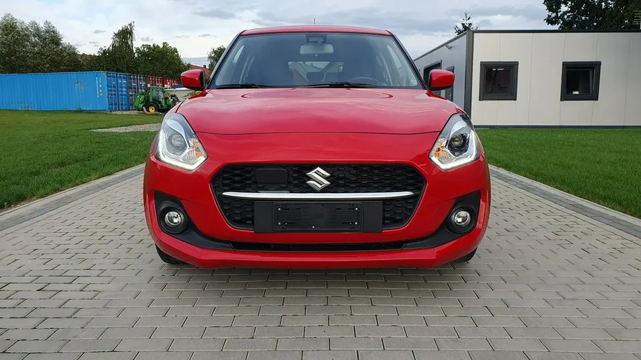 SUZUKI Swift -