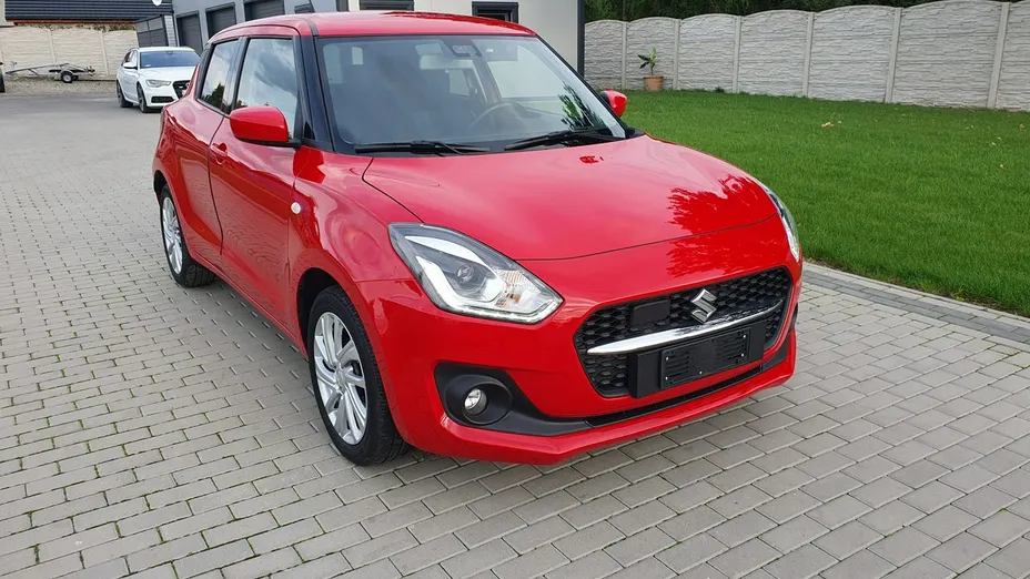 SUZUKI Swift -