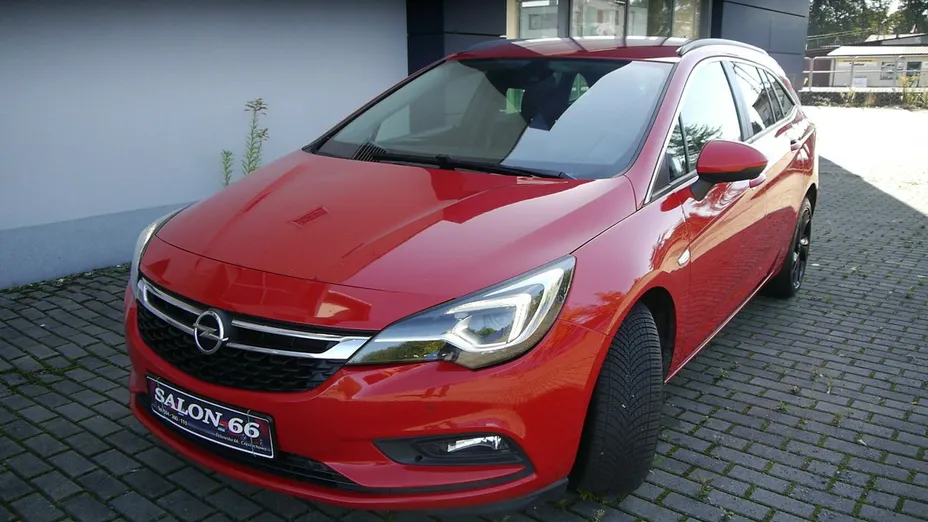 OPEL Astra -