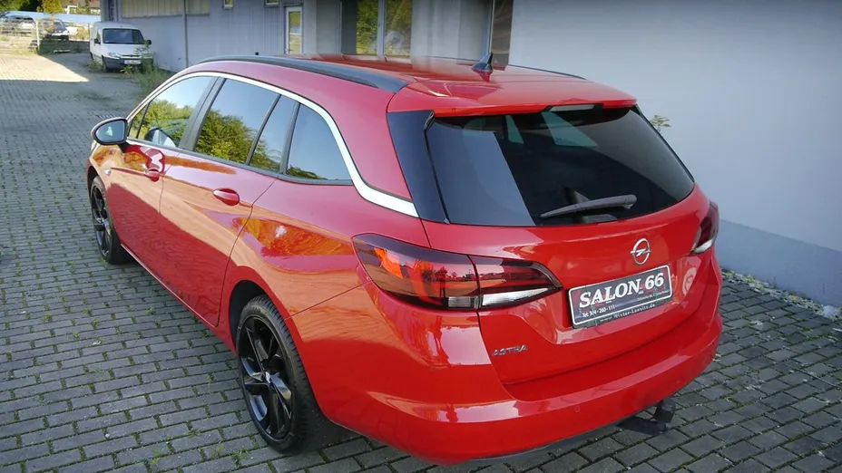 OPEL Astra -
