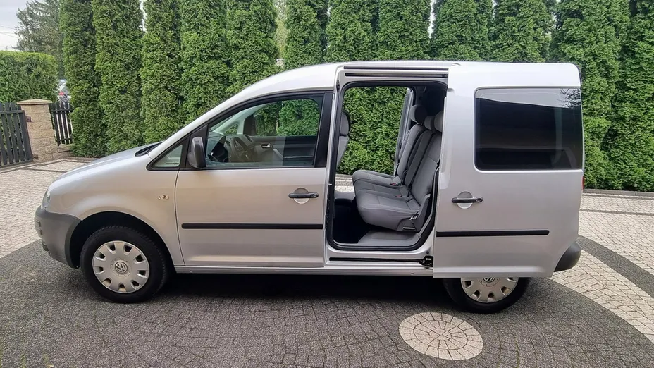 VOLKSWAGEN Caddy -
